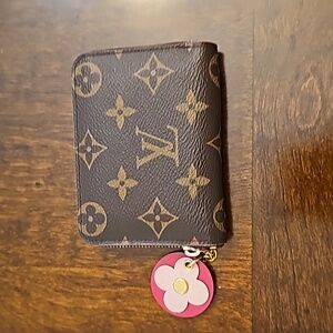Louis Vuitton Bloom Wallet